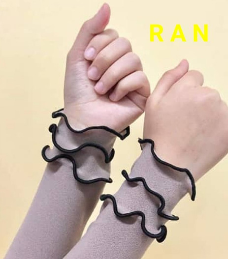 Handsock ruffle 3layer